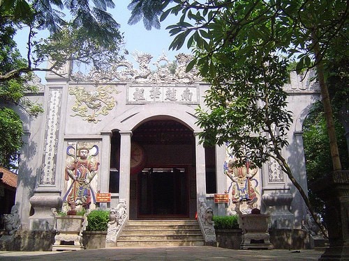 Đền Thượng - Khu di tích Đền Hùng (Phú Thọ): “Nam Việt triệu tổ” - hiểu sao
