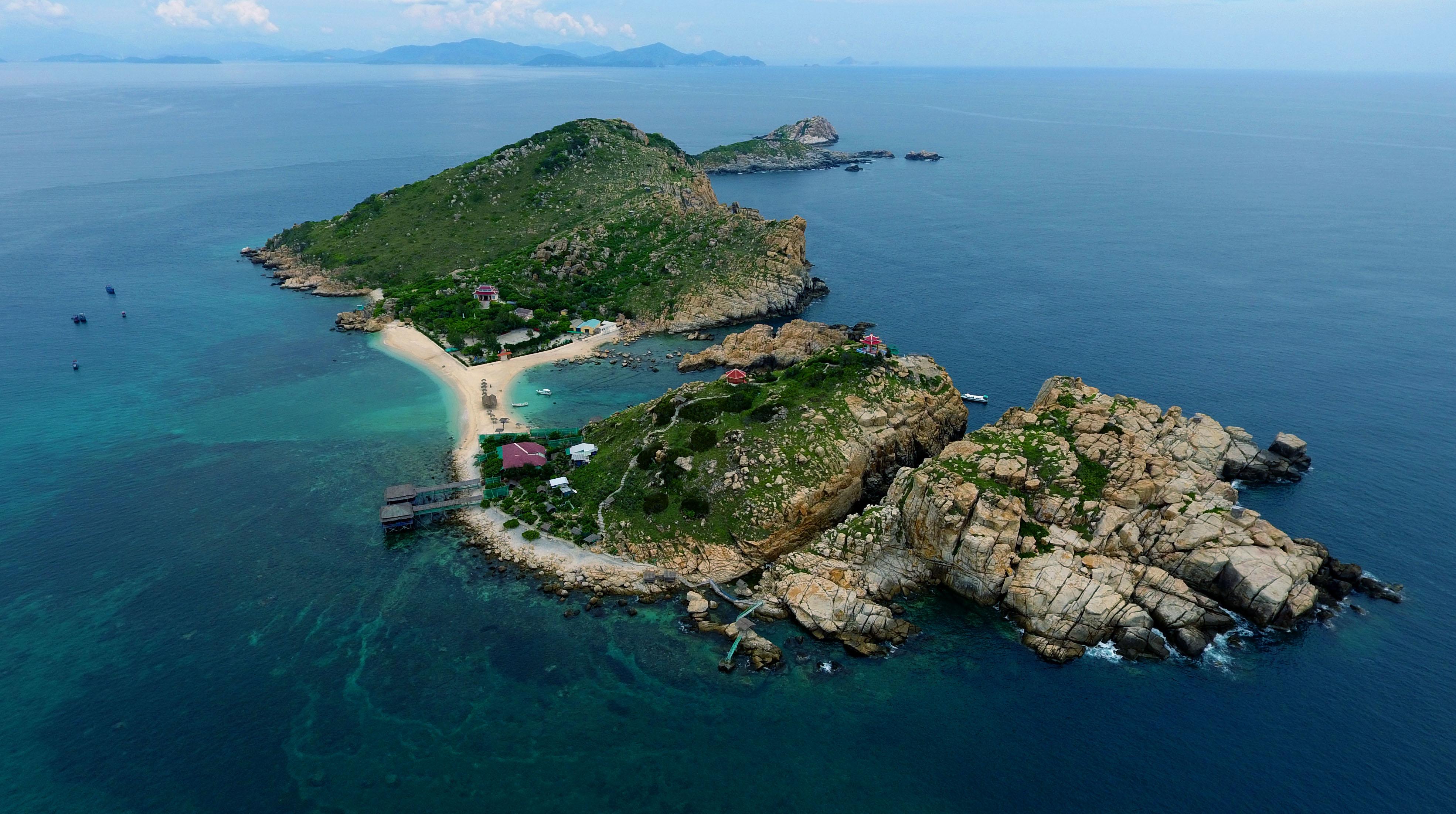 Khám phá tour Đảo Yến Hòn Nội có gì hấp dẫn - Kinh nghiệm bung xoã từ A-Z