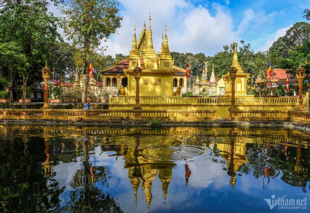 Chùa Âng (Ang Pagoda)