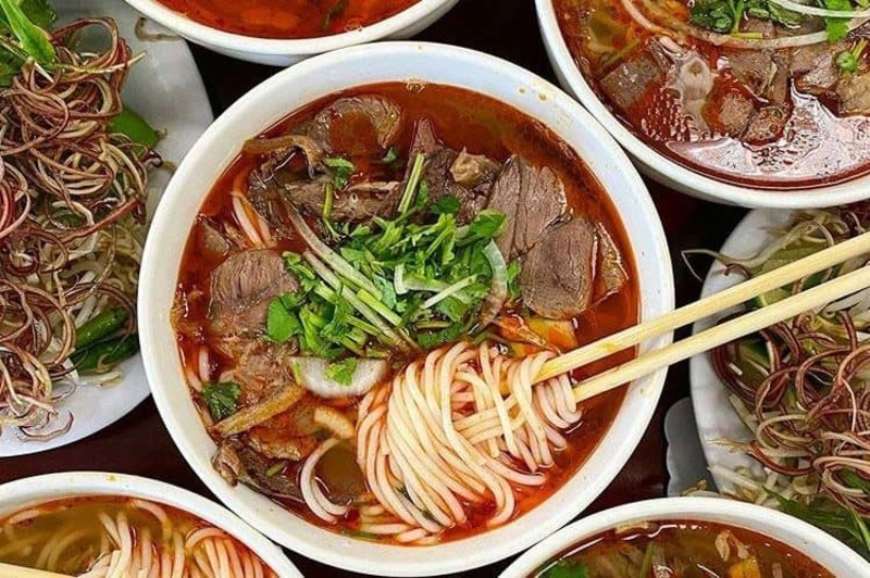 Bún bò Huế
