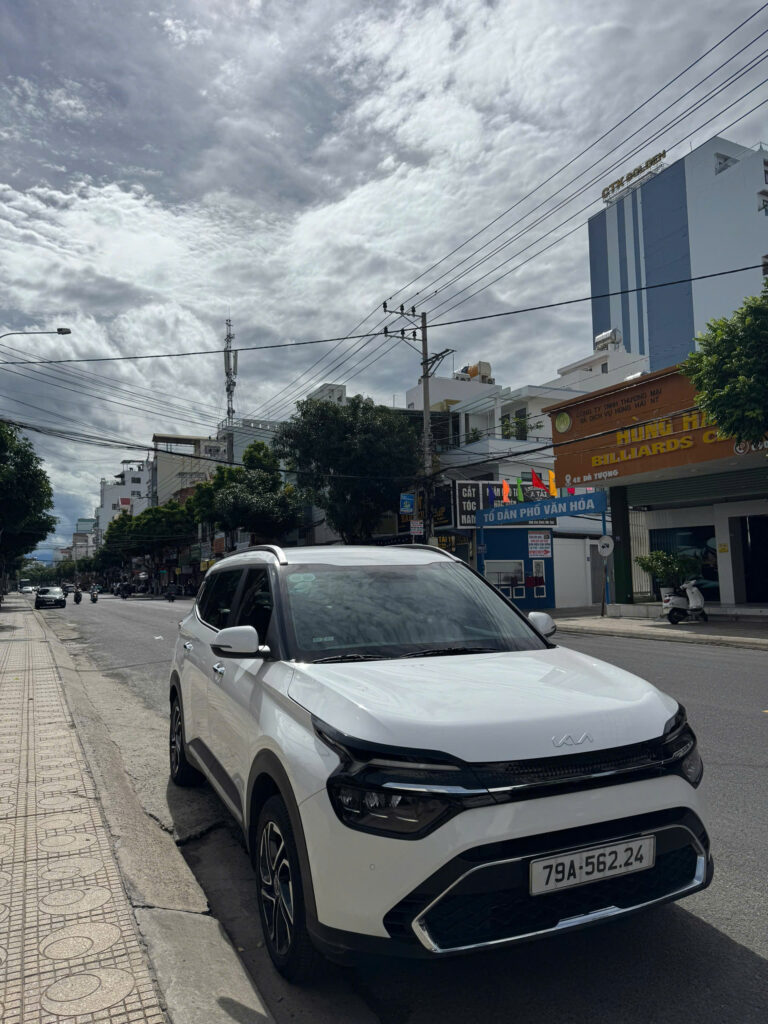 thuê xe tự lái Cam Ranh