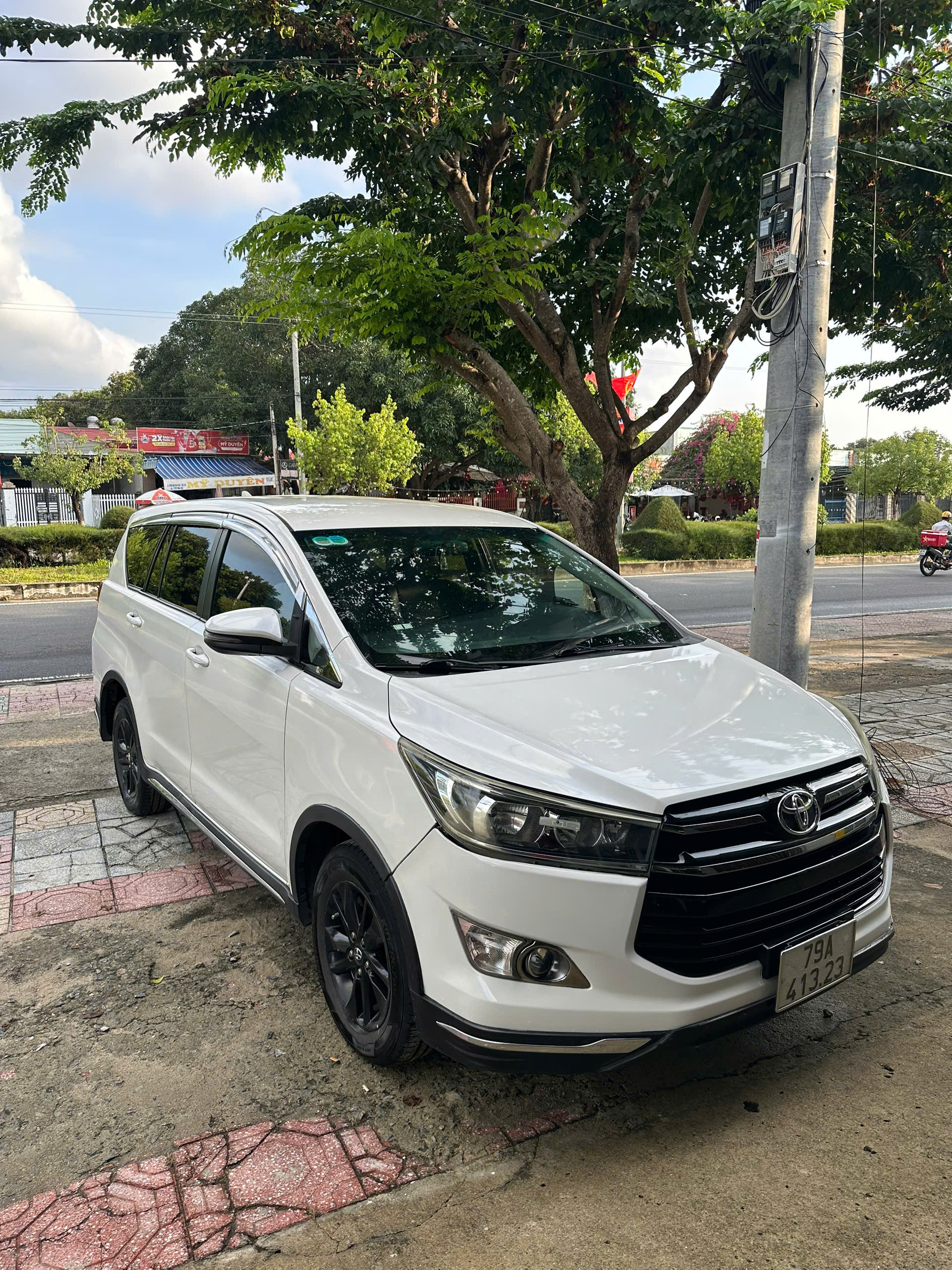 Kinh nghiệm thuê xe tự lái đi du lịch mùa hè tiết kiệm chi phí.