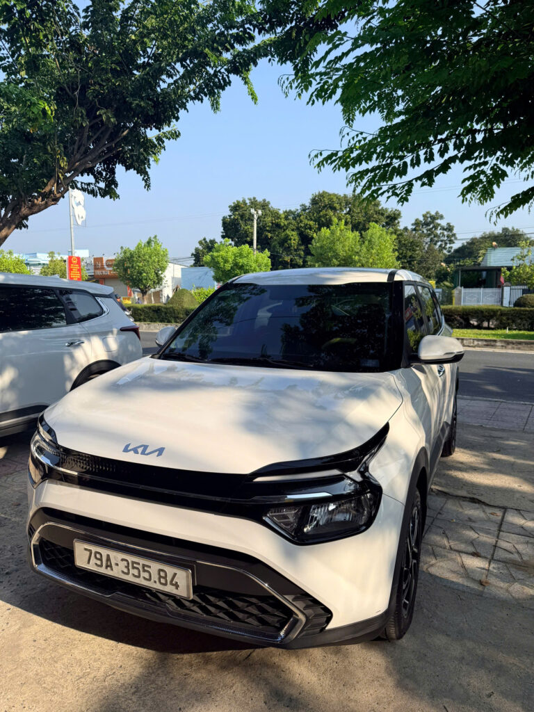 thuê xe tự lái ngay khi vừa hạ cánh Cam Ranh.