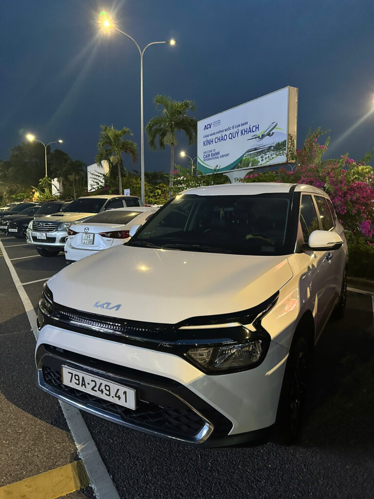 thuê xe tự lái cao cấp tại Nha Trang