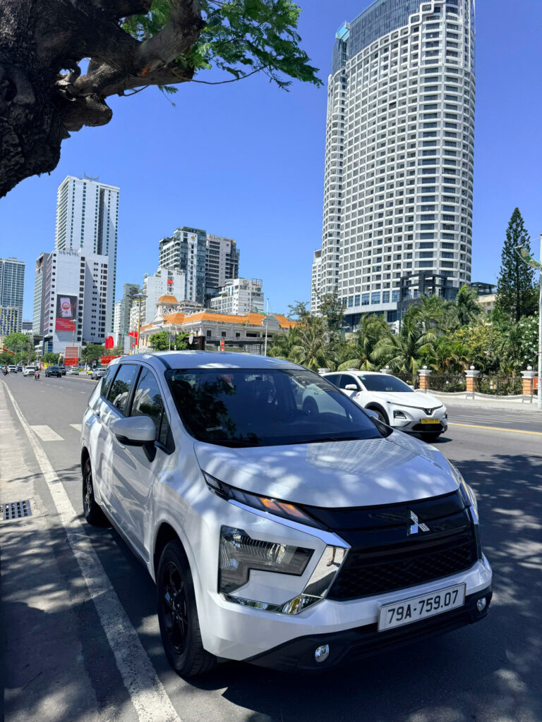 thuê xe tự lái cho roadtrip ven biển