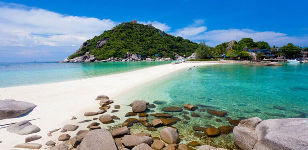 Bãi tắm đôi tại Nha Trang khiến bạn phải thốt lên : “Thiên đường là có thật”
